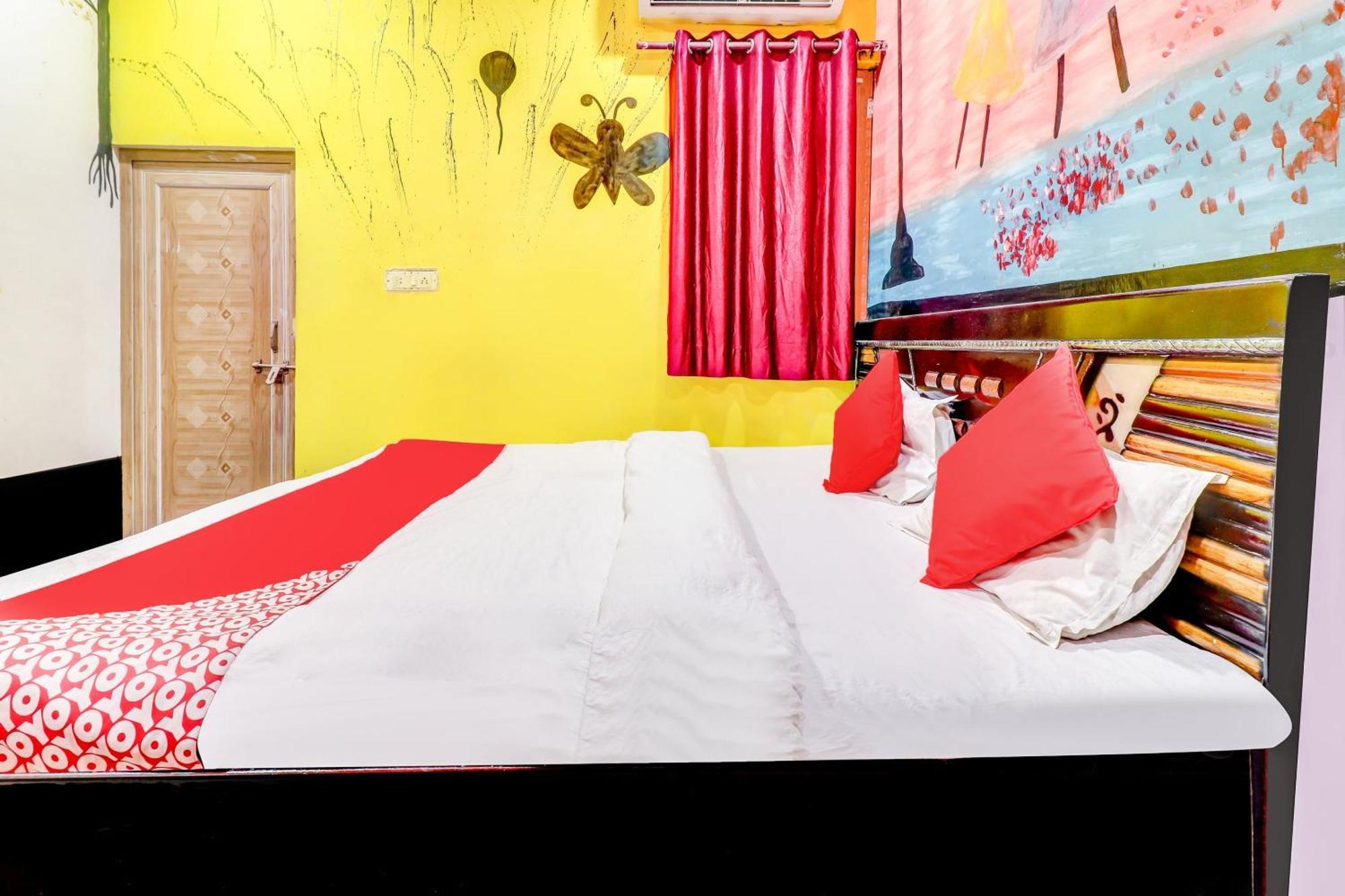Spot On Siddhi Maa Hotell Gwalior Eksteriør bilde