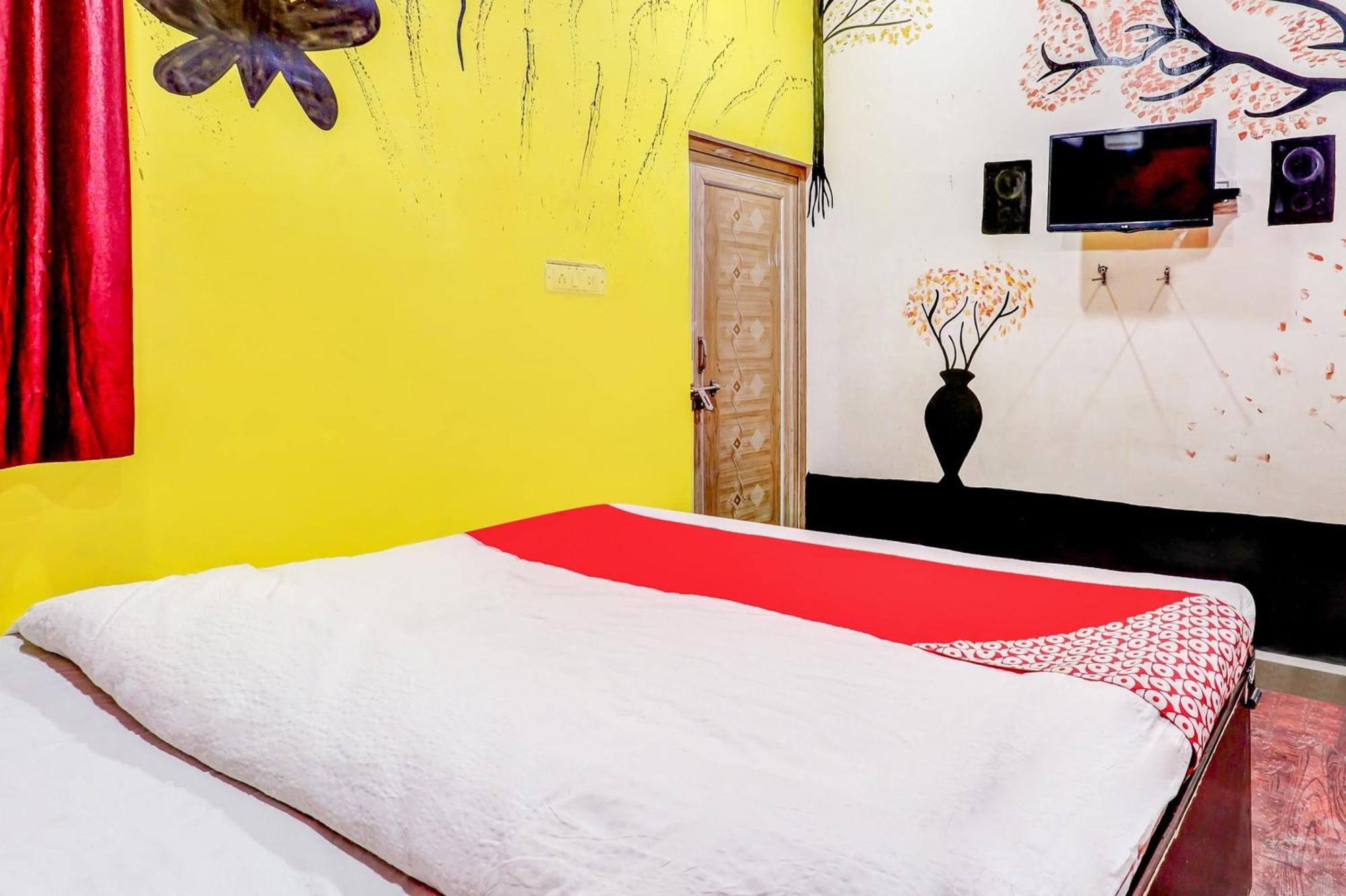 Spot On Siddhi Maa Hotell Gwalior Eksteriør bilde