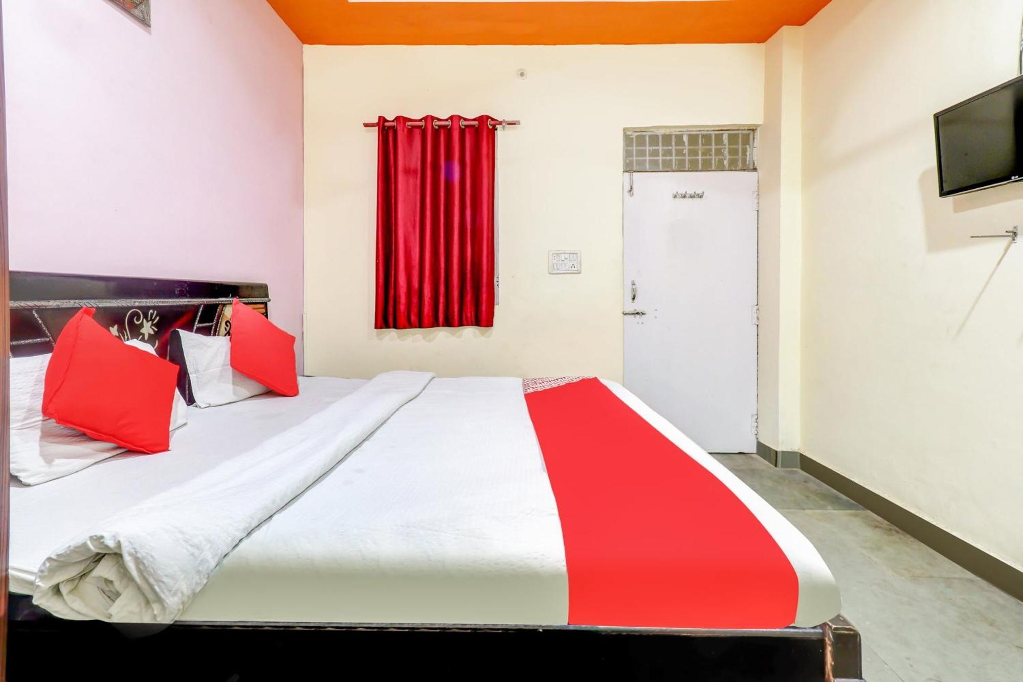 Spot On Siddhi Maa Hotell Gwalior Eksteriør bilde
