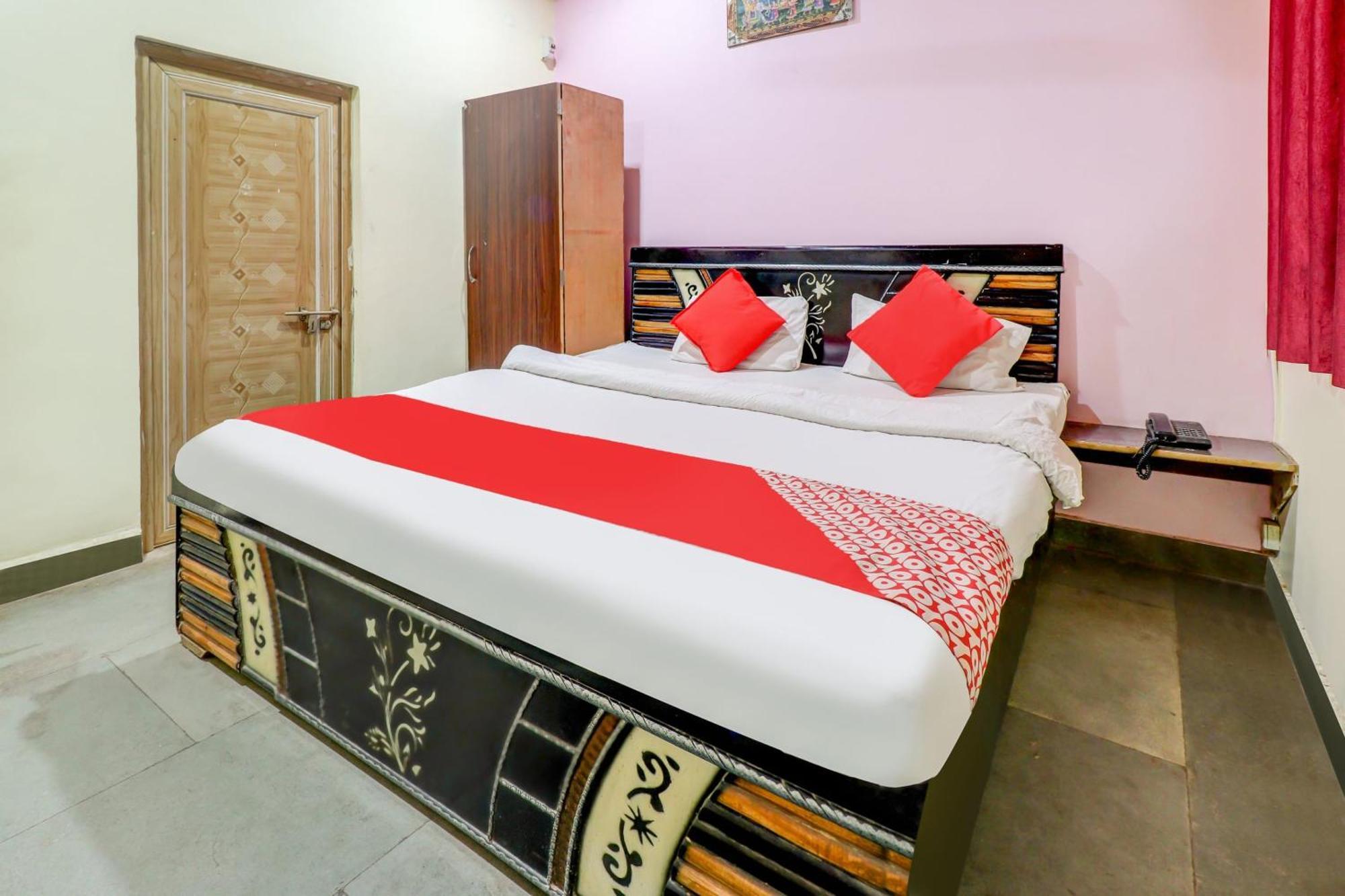 Spot On Siddhi Maa Hotell Gwalior Eksteriør bilde