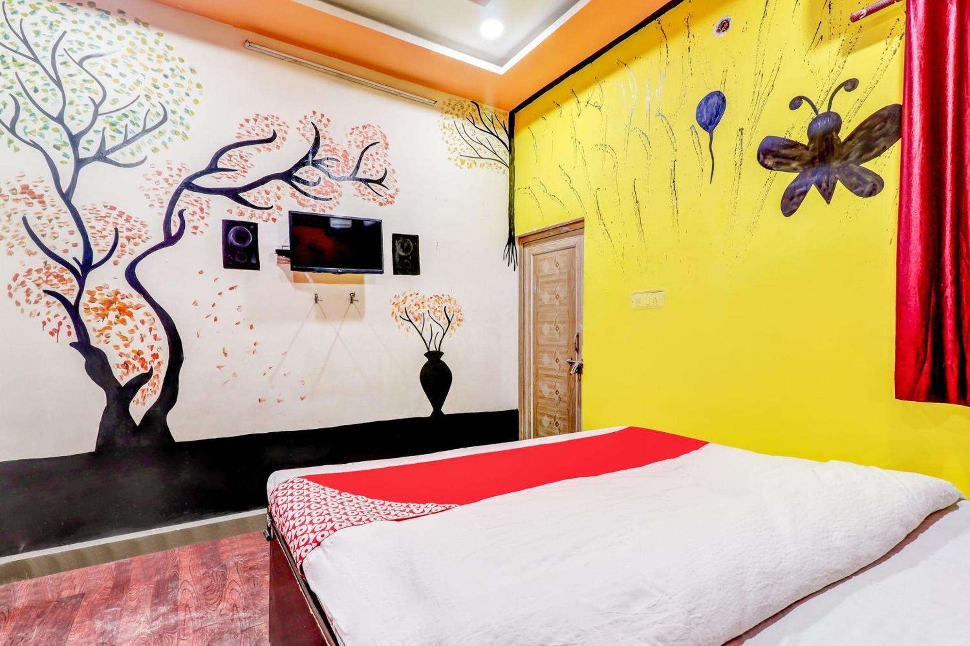 Spot On Siddhi Maa Hotell Gwalior Eksteriør bilde