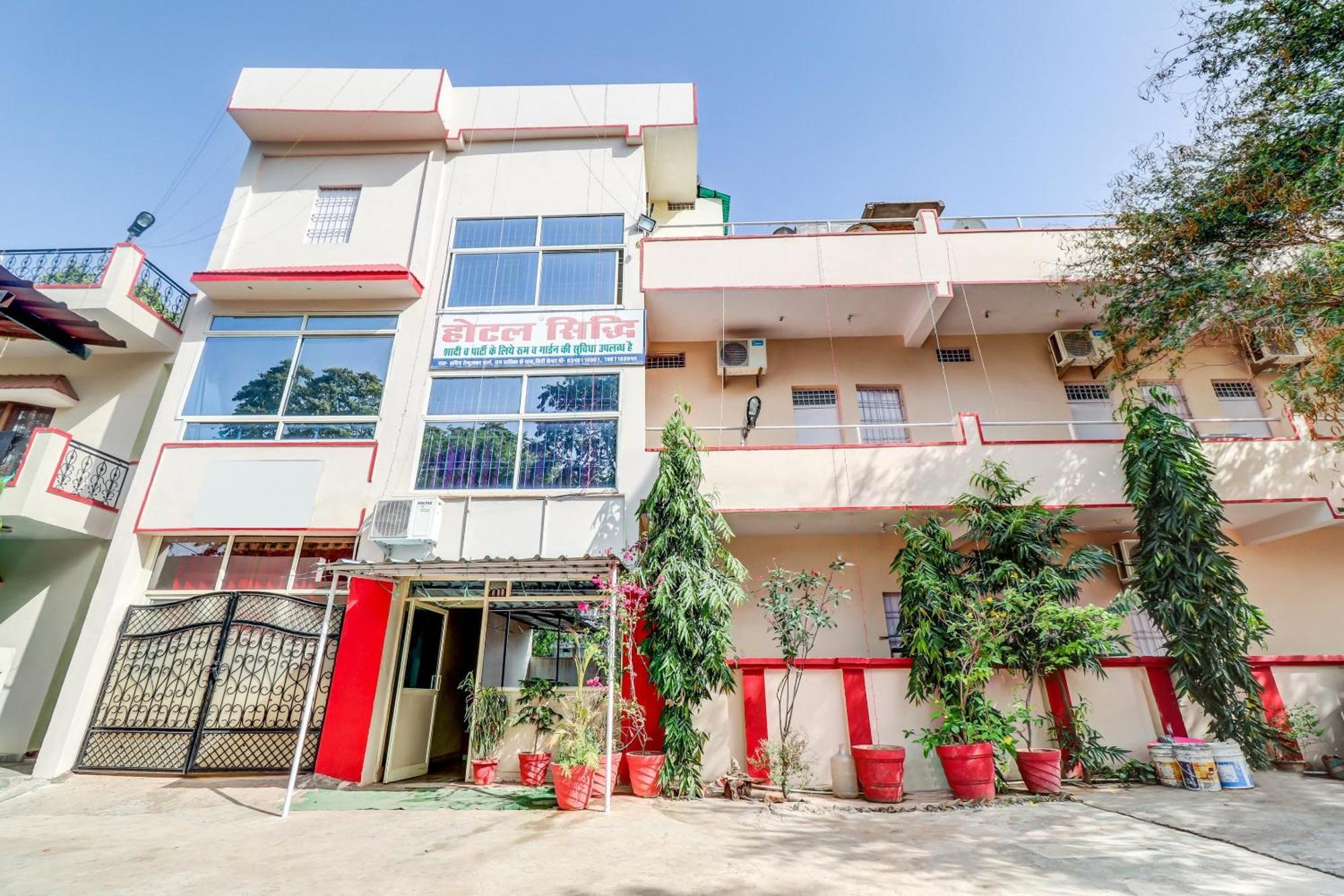 Spot On Siddhi Maa Hotell Gwalior Eksteriør bilde